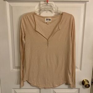 NATION LTD Women’s Deep V-Neck Front Button Long Sleeve Top Beige Size Small